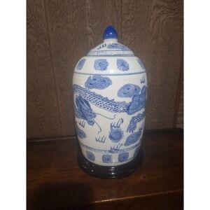 Vintage Asian oriental Dragon ginger jar with stand
